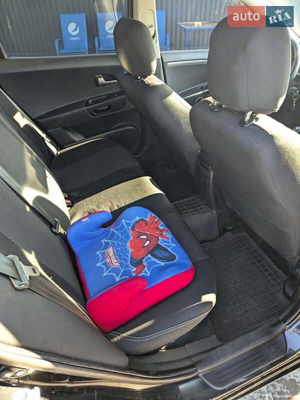 Універсал Kia Ceed 2010 в Львові фото 16 Універсал Kia Ceed 2010 в Львові