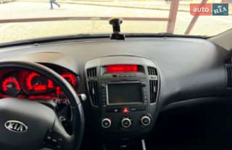 Универсал Kia Ceed 2011 в Одессе фото 14 Универсал Kia Ceed 2011 в Одессе