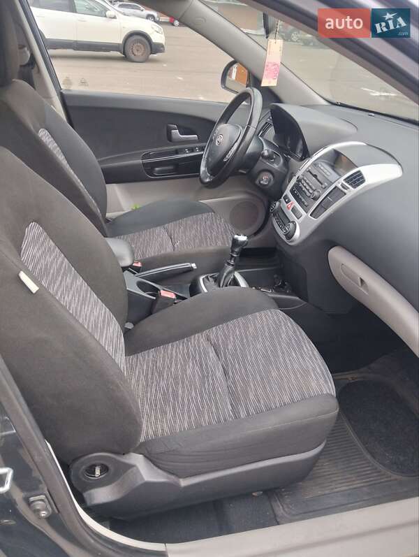 Универсал Kia Ceed 2008 в Киеве