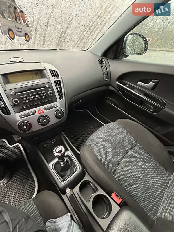 Универсал Kia Ceed 2008 в Одессе фото 7 Универсал Kia Ceed 2008 в Одессе