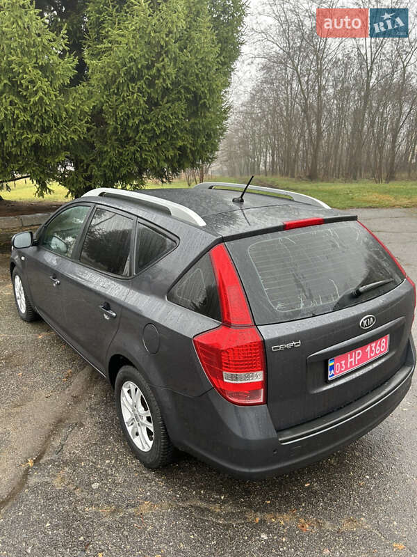 Универсал Kia Ceed 2012 в Золотоноше