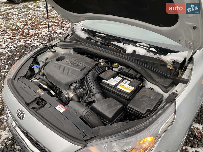 Универсал Kia Ceed 2019 в Луцке