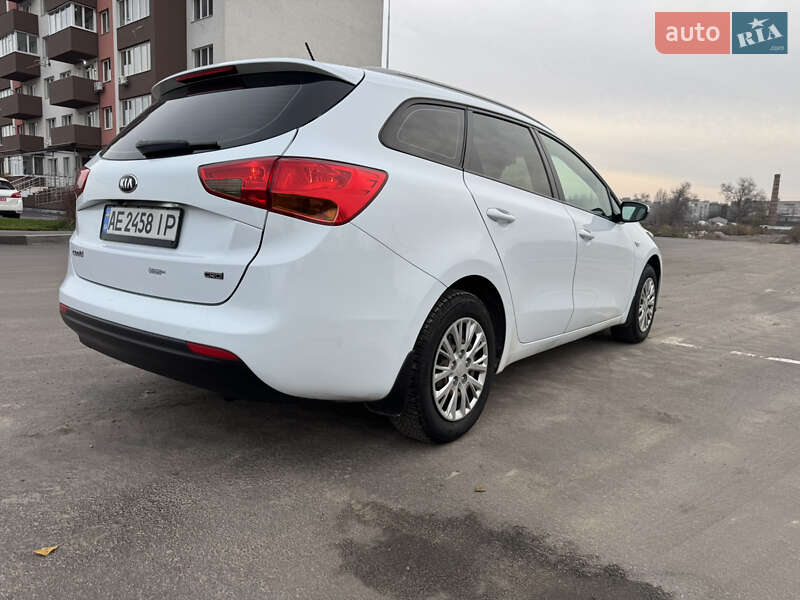 Универсал Kia Ceed 2013 в Днепре