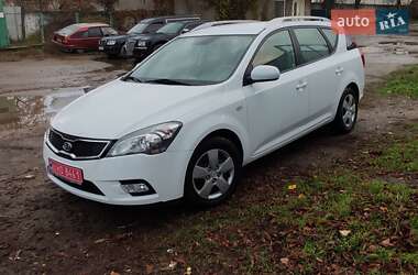 Универсал Kia Ceed 2010 в Черкассах