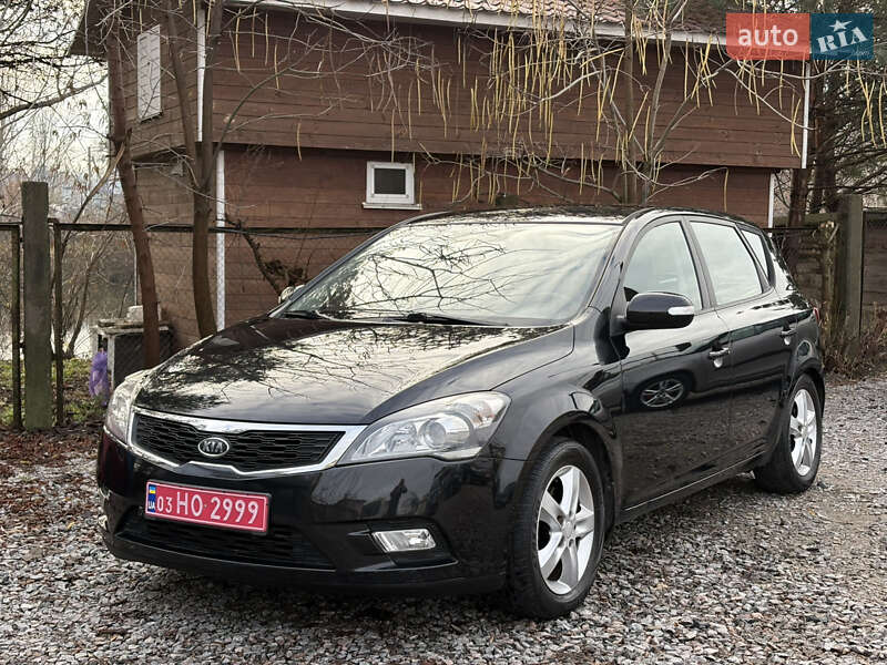 Хэтчбек Kia Ceed 2010 в Белой Церкви