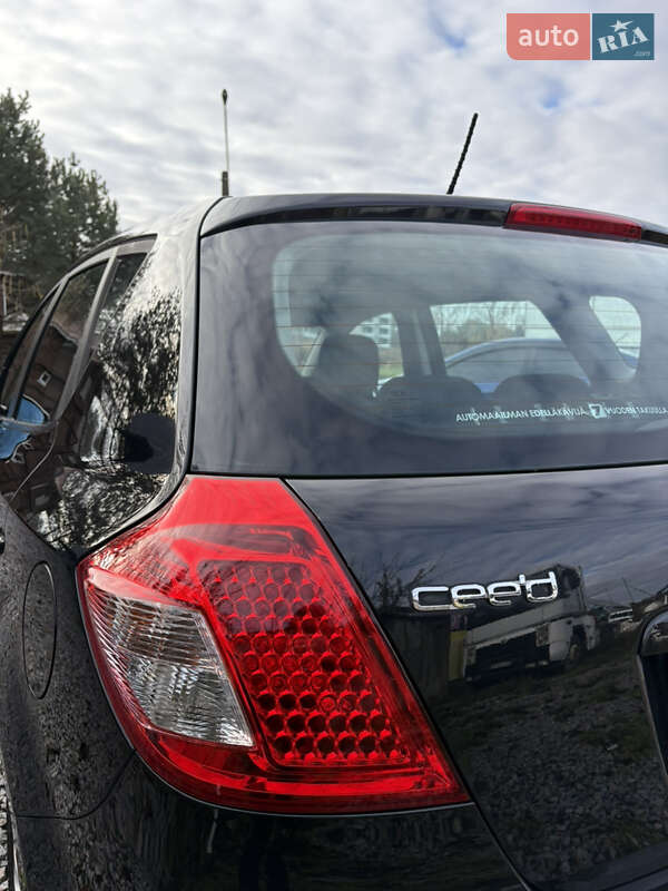 Хэтчбек Kia Ceed 2010 в Белой Церкви