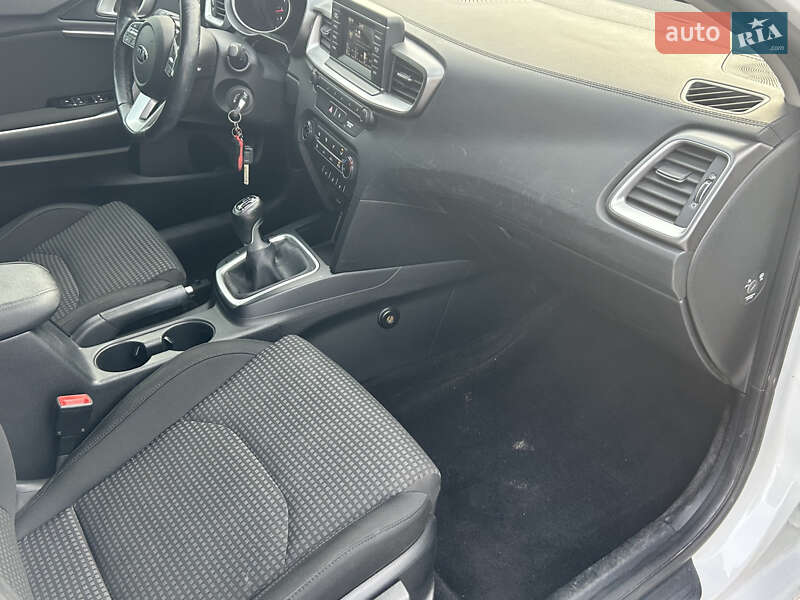 Хетчбек Kia Ceed 2019 в Києві