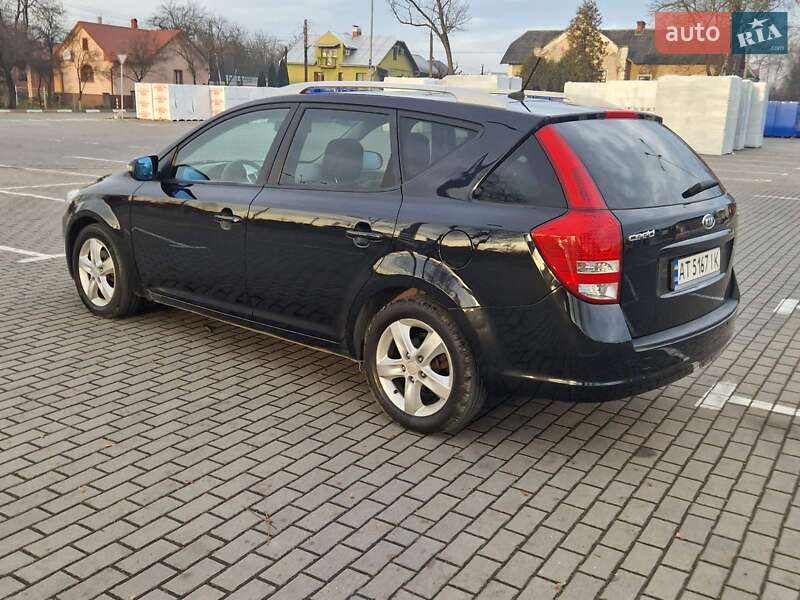 Універсал Kia Ceed 2011 в Коломиї