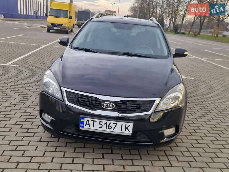 Універсал Kia Ceed 2011 в Коломиї