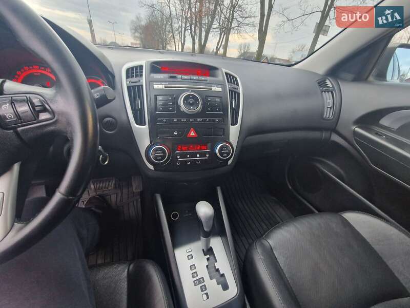 Універсал Kia Ceed 2011 в Коломиї