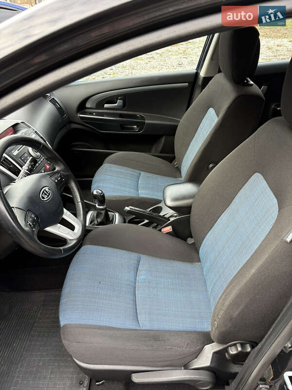 Хэтчбек Kia Ceed 2011 в Белой Церкви