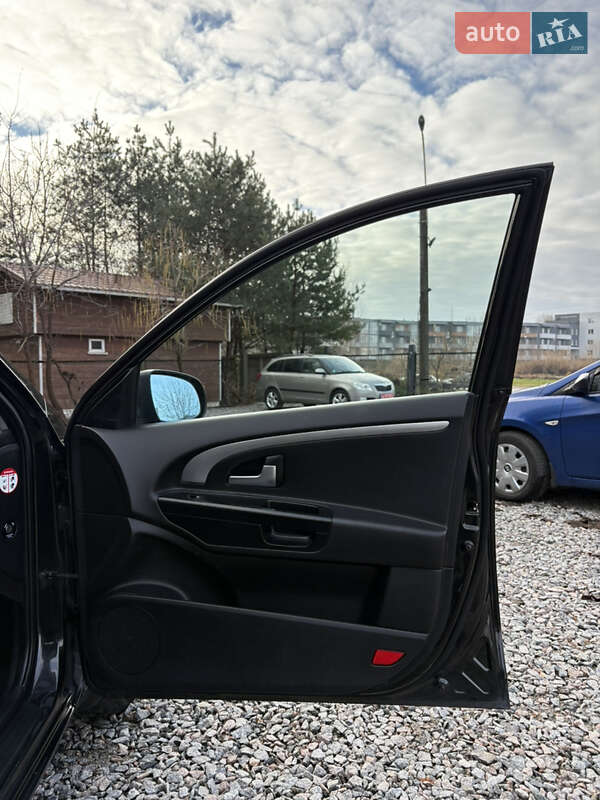 Хэтчбек Kia Ceed 2011 в Белой Церкви