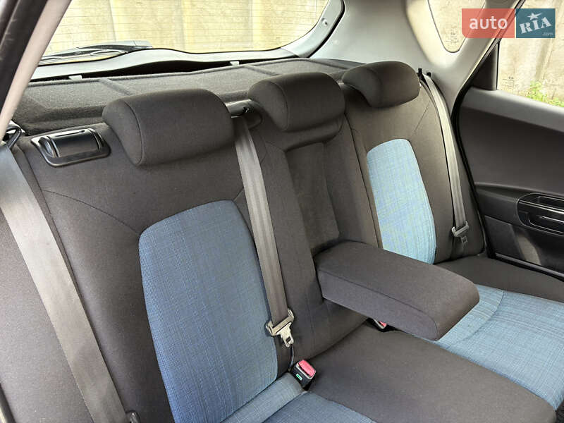 Хэтчбек Kia Ceed 2011 в Белой Церкви