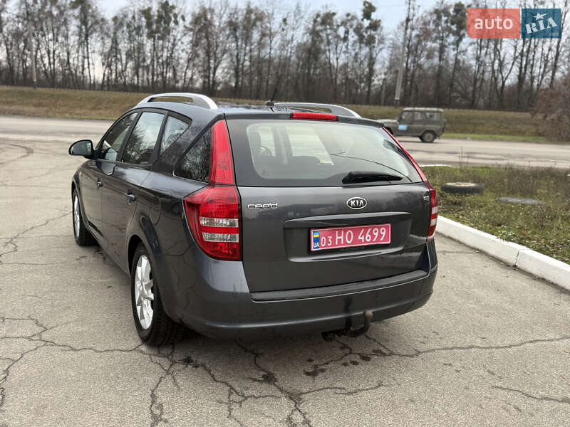 Универсал Kia Ceed 2009 в Лубнах
