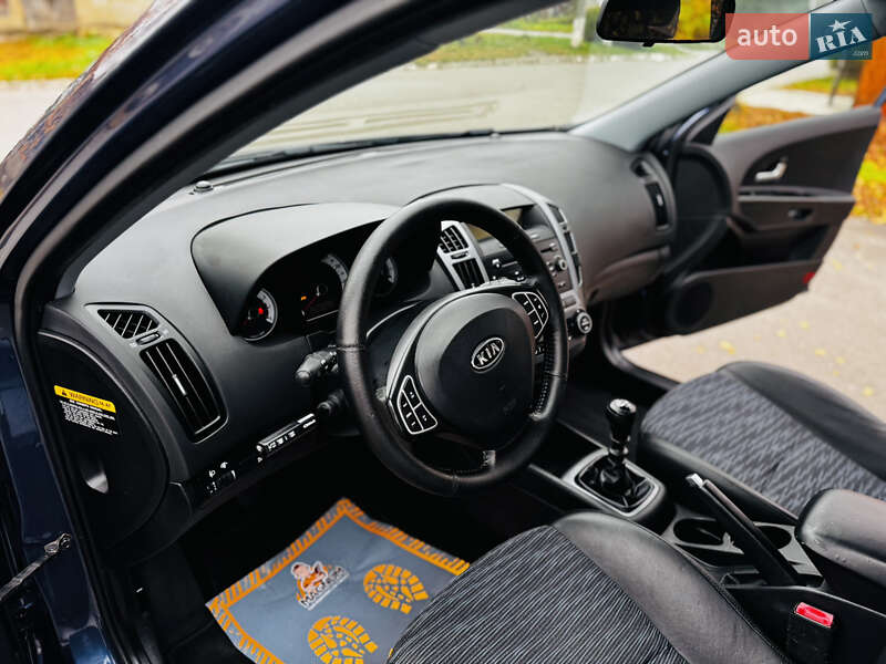 Универсал Kia Ceed 2008 в Здолбунове фото 33 Универсал Kia Ceed 2008 в Здолбунове