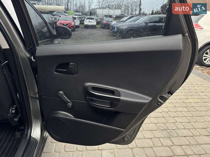 Хэтчбек Kia Ceed 2011 в Виннице