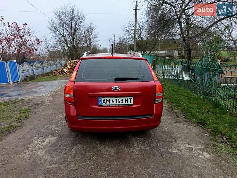 Kia Ceed 2011