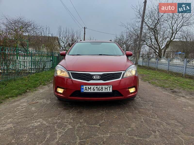 Універсал Kia Ceed 2011 в Житомирі фото 4 Універсал Kia Ceed 2011 в Житомирі