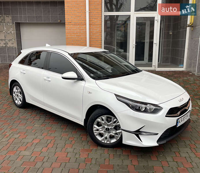 Хетчбек Kia Ceed 2023 в Києві фото 10 Хетчбек Kia Ceed 2023 в Києві