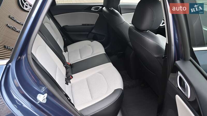 Универсал Kia Ceed 2019 в Киеве фото 7 Универсал Kia Ceed 2019 в Киеве