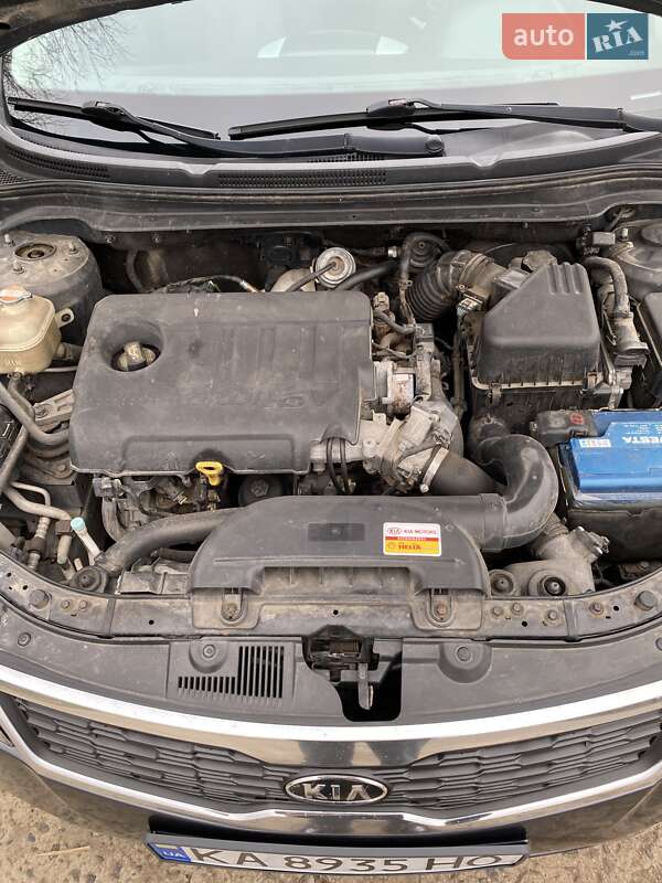 Хетчбек Kia Ceed 2011 в Южноукраїнську фото 24 Хетчбек Kia Ceed 2011 в Южноукраїнську