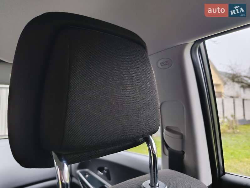 Универсал Kia Ceed 2011 в Луцке