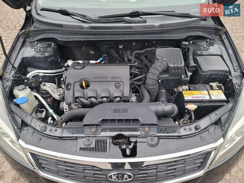 Універсал Kia Ceed 2009 в Кам'янському