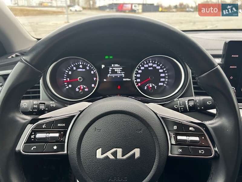 Хэтчбек Kia Ceed 2022 в Киеве