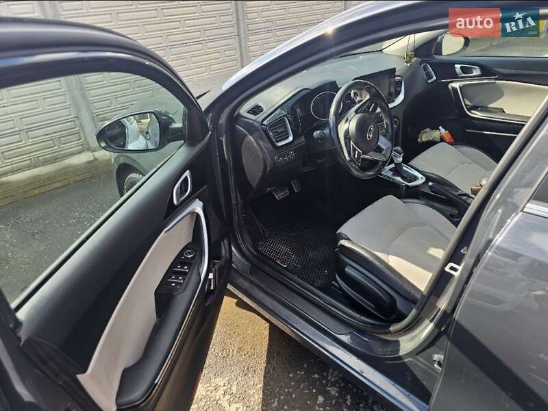 Универсал Kia Ceed 2019 в Одессе