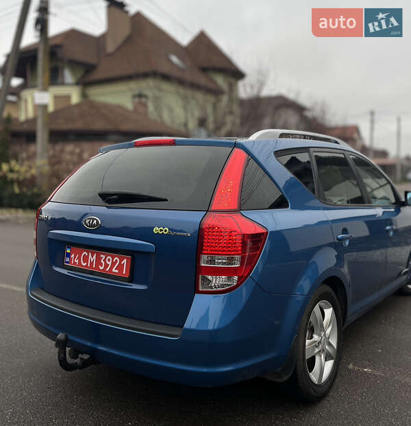 Универсал Kia Ceed 2011 в Житомире