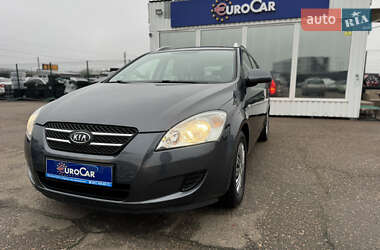 Универсал Kia Ceed 2008 в Киеве