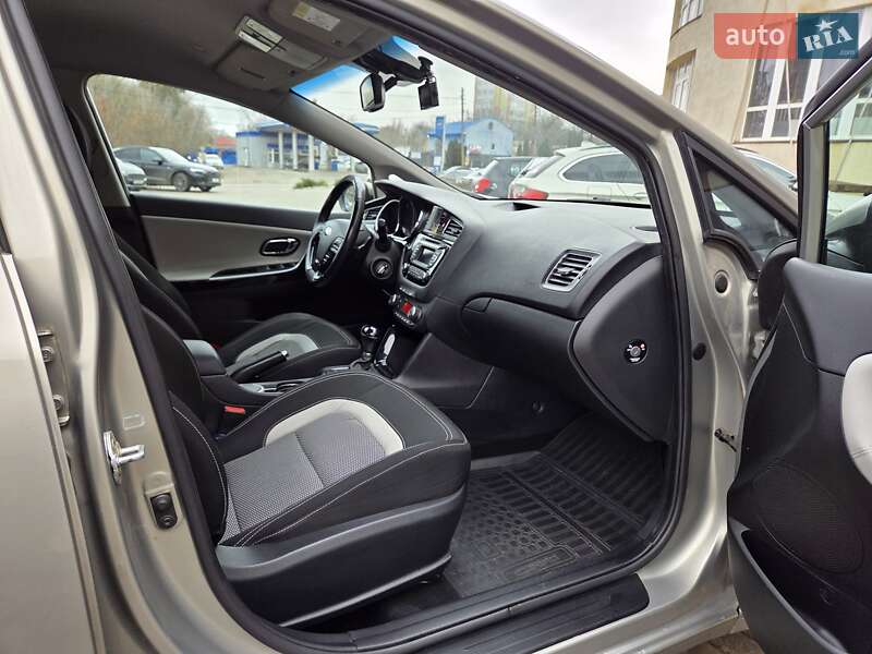 Хэтчбек Kia Ceed 2014 в Черновцах
