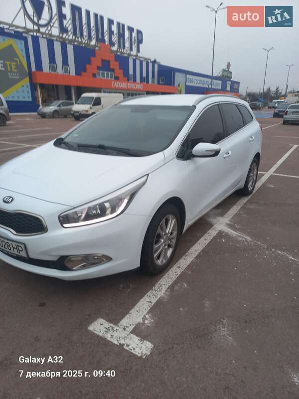 Універсал Kia Ceed 2012 в Житомирі