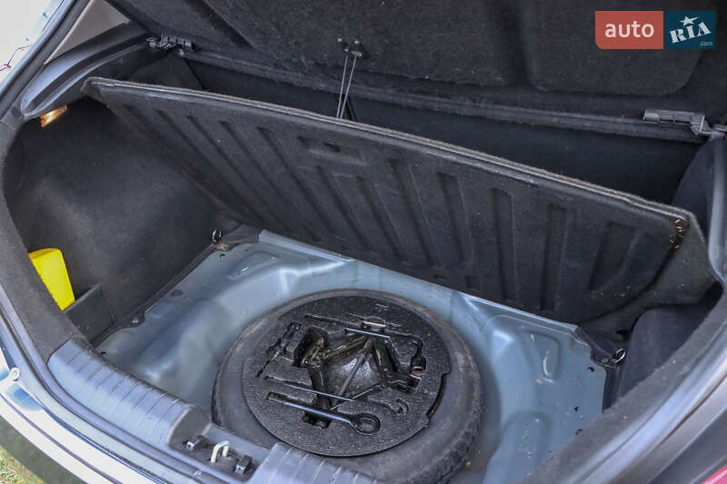 Хэтчбек Kia Ceed 2008 в Ивано-Франковске