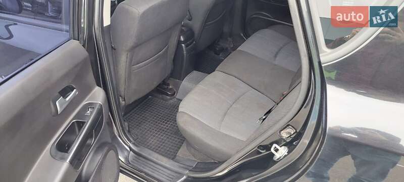 Хэтчбек Kia Ceed 2011 в Киеве