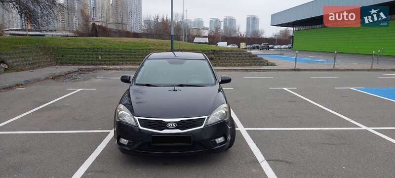 Kia Ceed 2011 Kia Ceed 2011
