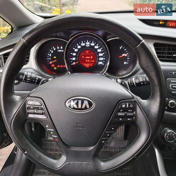 Универсал Kia Ceed 2013 в Херсоне фото 16 Универсал Kia Ceed 2013 в Херсоне