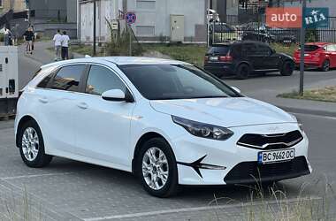 Хэтчбек Kia Ceed 2022 в Львове
