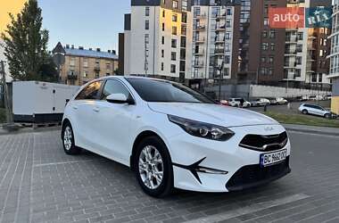 Хэтчбек Kia Ceed 2022 в Львове