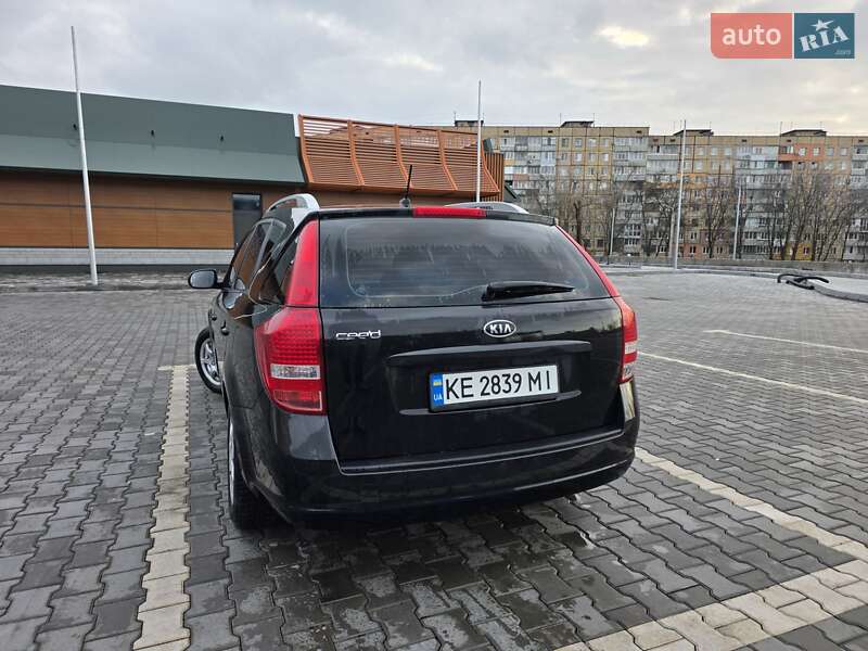 Універсал Kia Ceed 2010 в Кривому Розі