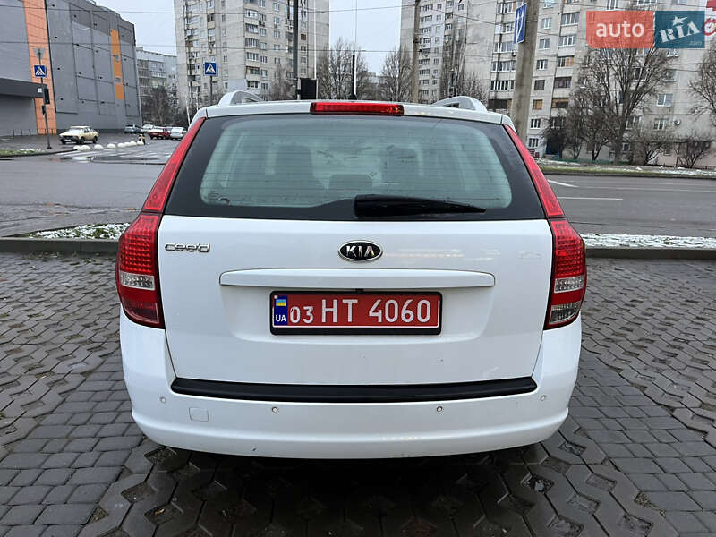 Универсал Kia Ceed 2012 в Харькове
