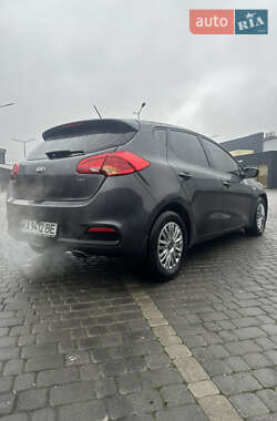 Хэтчбек Kia Ceed 2013 в Мукачево