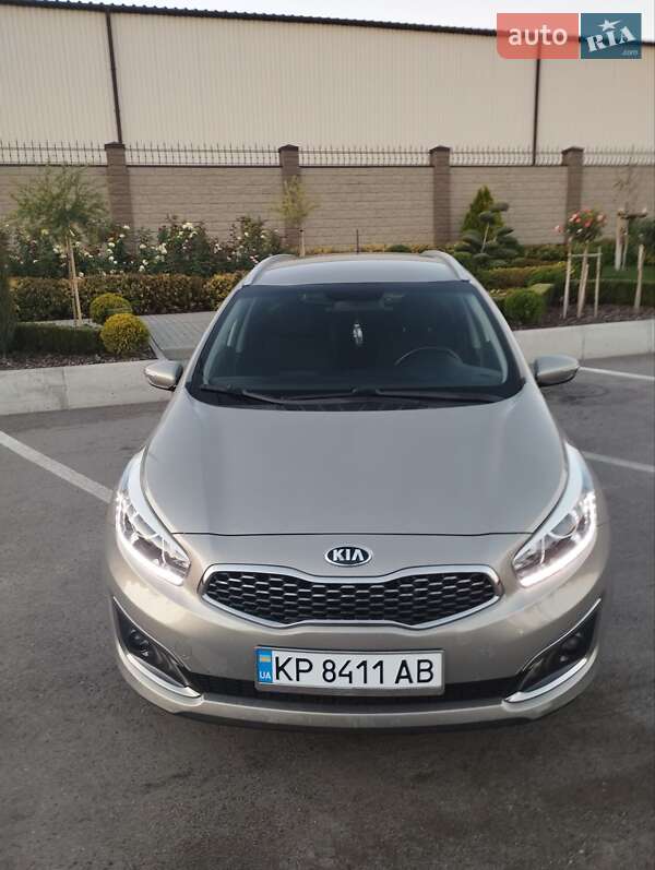 Универсал Kia Ceed 2016 в Черновцах фото 22 Универсал Kia Ceed 2016 в Черновцах