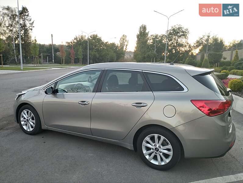 Универсал Kia Ceed 2016 в Черновцах фото 53 Универсал Kia Ceed 2016 в Черновцах