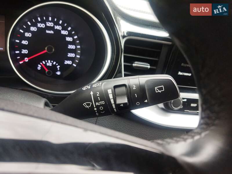 Универсал Kia Ceed 2021 в Звягеле