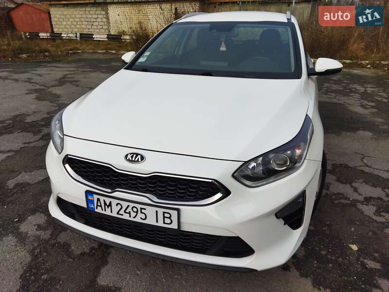 Универсал Kia Ceed 2021 в Звягеле