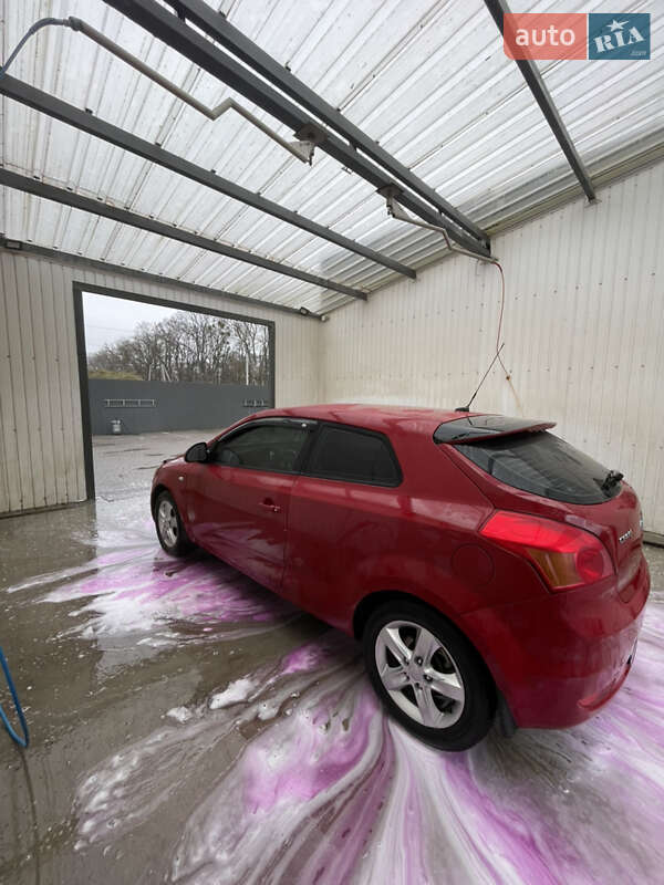 Хэтчбек Kia Ceed 2008 в Дрогобыче