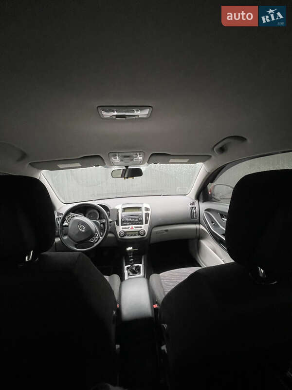 Хэтчбек Kia Ceed 2008 в Дрогобыче