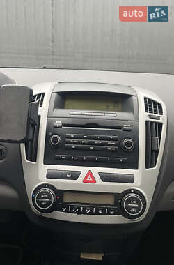 Хэтчбек Kia Ceed 2008 в Дрогобыче