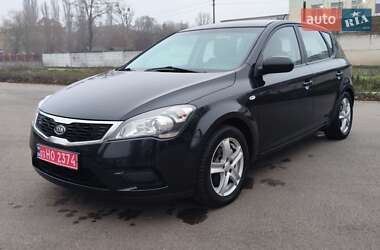 Хэтчбек Kia Ceed 2010 в Белой Церкви